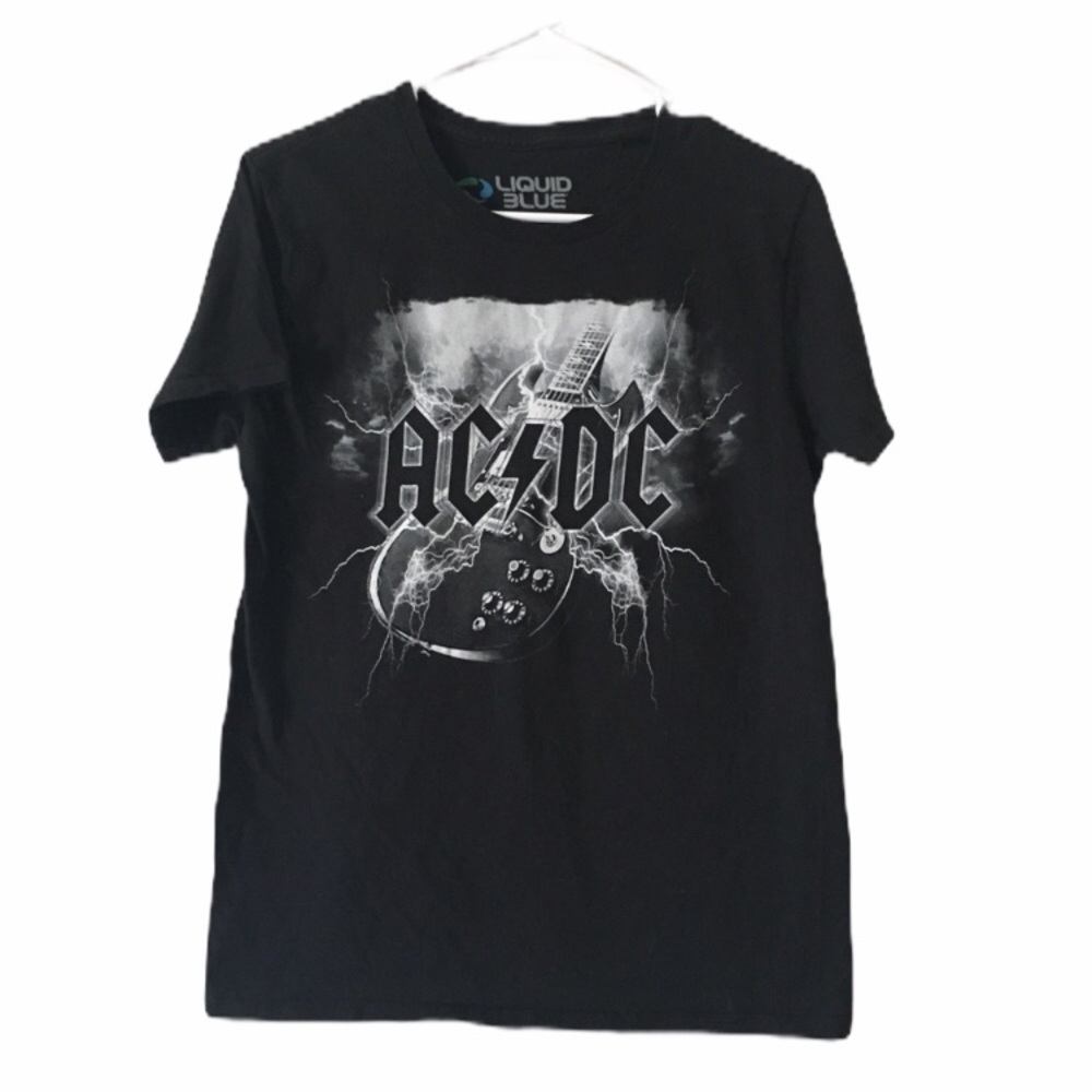 Liquid Blue Women’s Black AC/DC band tee shirt